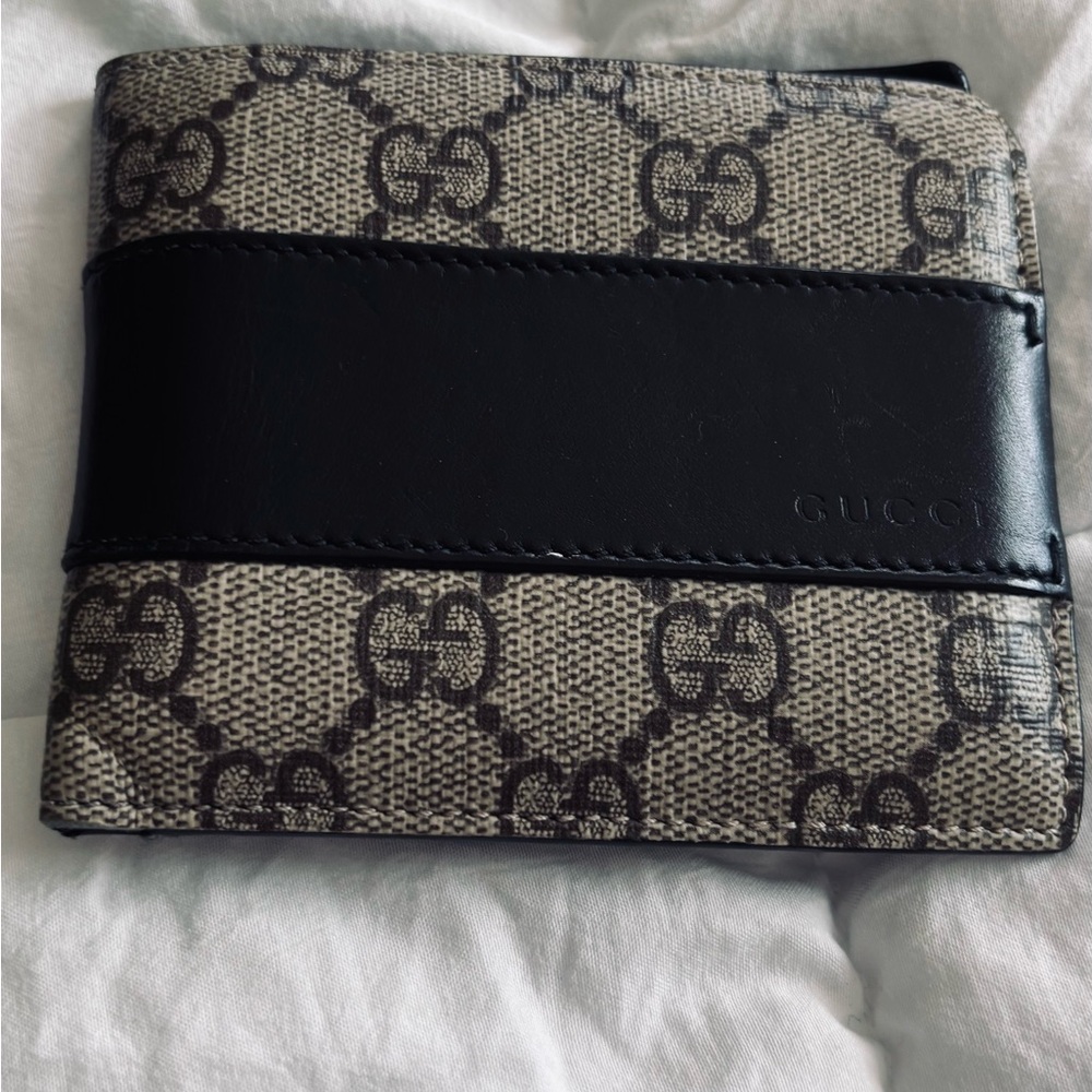Gucci Beige and Black Monogram Wallet
